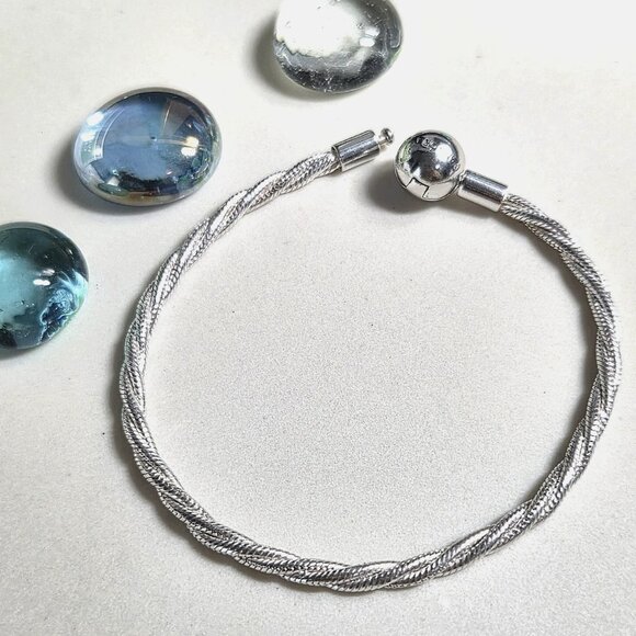 Authentic Pandora Round Clasp Twisted Snake Chain 7 In Moments Charm Bracelet - Picture 1 of 6